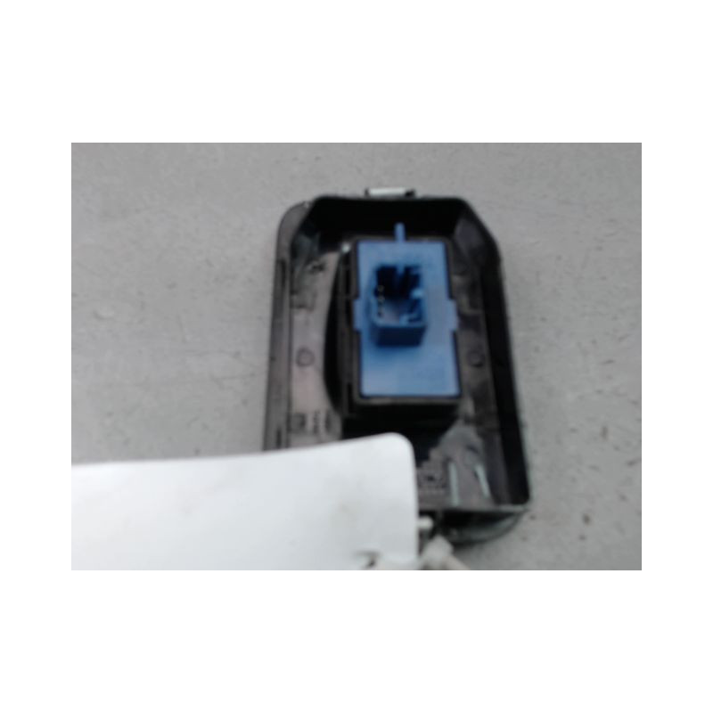 COMMANDE LEVE-GLACE PORTE AVD PEUGEOT BIPPER TEPEE 2008-...