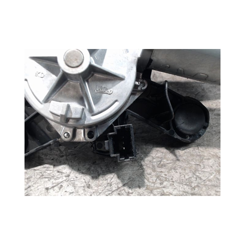 MOTEUR ESSUIE-GLACE ARRIERE PEUGEOT 208