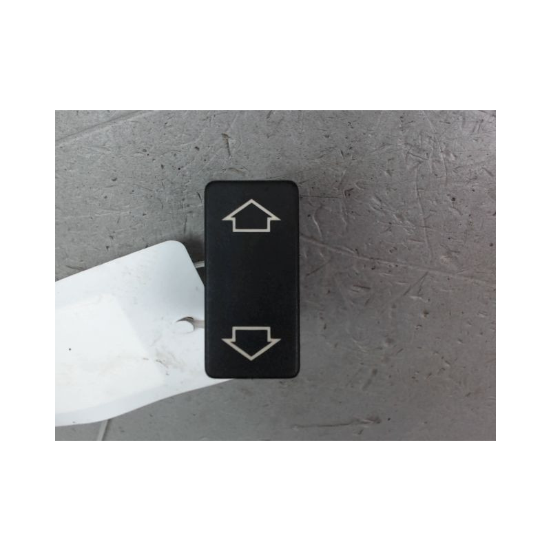 COMMANDE LEVE-GLACE PORTE AVD PEUGEOT 106 Phase 2 1996-2003
