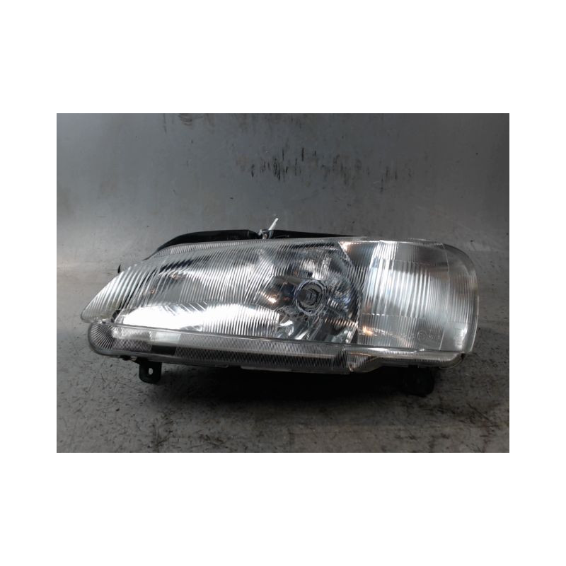PHARE GAUCHE PEUGEOT 106 96-2003