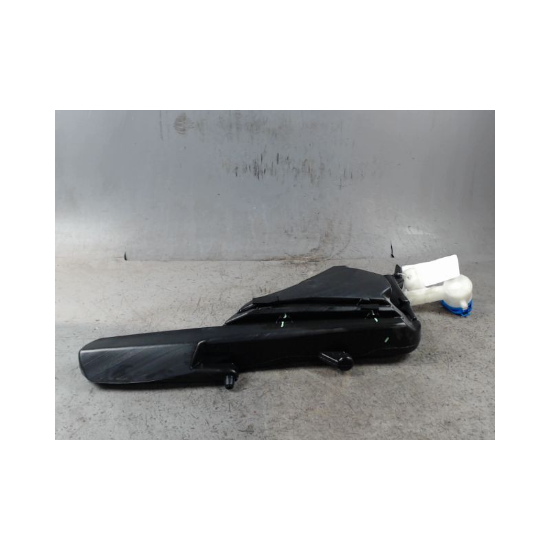 RESERVOIR LAVE-GLACE AVANT PEUGEOT 308 2011-