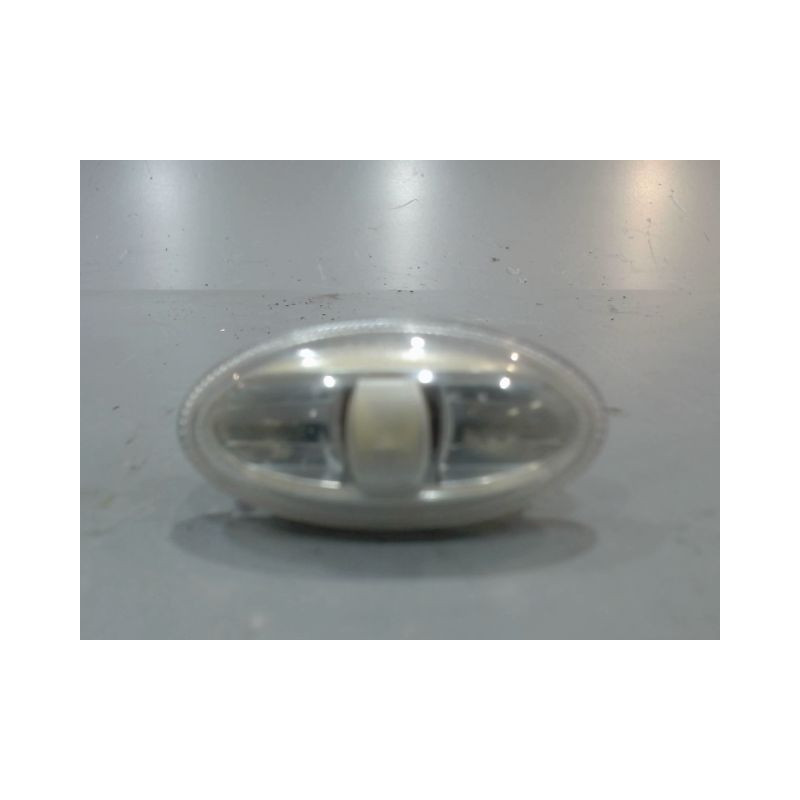 REPETITEUR AILE DROIT PEUGEOT 307