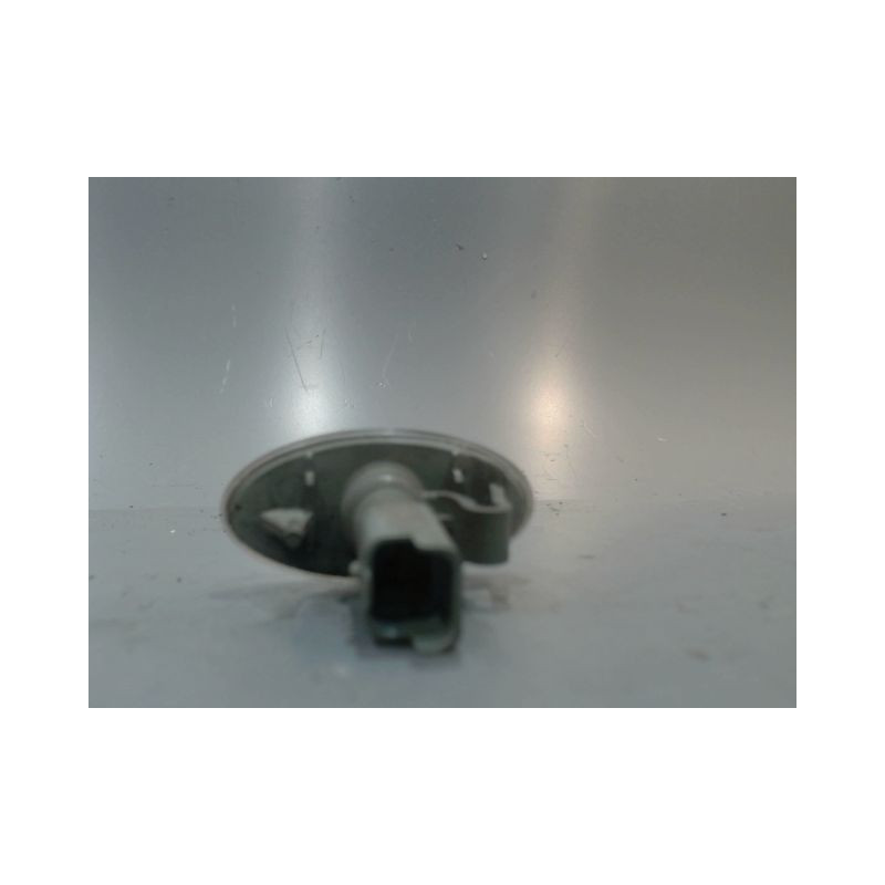 REPETITEUR AILE DROIT PEUGEOT 307
