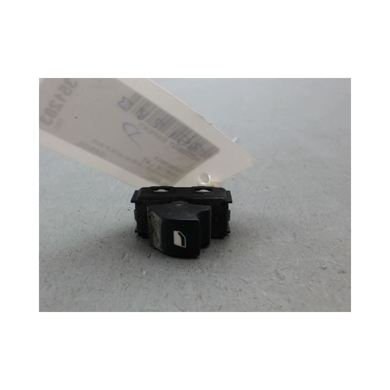 COMMANDE LEVE-GLACE PORTE AVD PEUGEOT EXPERT TOLE 2007-