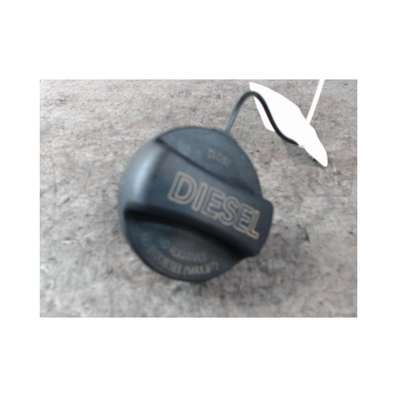 BOUCHON RESERVOIR A CARBURANT MINI MINI 2010-