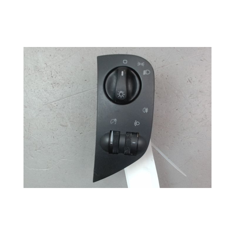 INTERIEUR COMMANDE PHARES VOLKSWAGEN POLO III Phase 1 (6N) 1994-1999