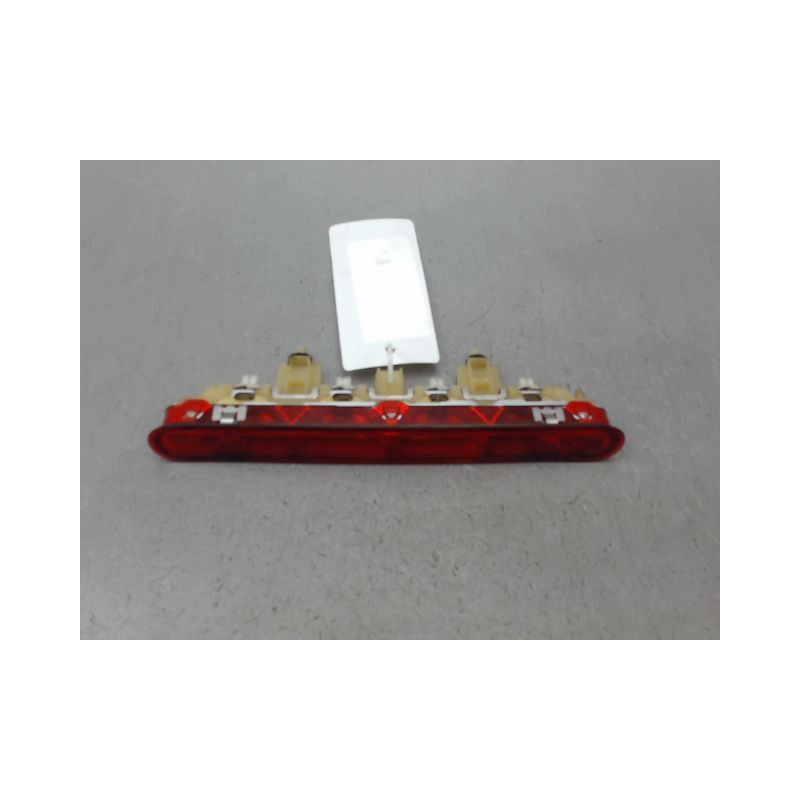 FEUX STOP SUPPLEMENTAIRE PEUGEOT 207 2006-2013