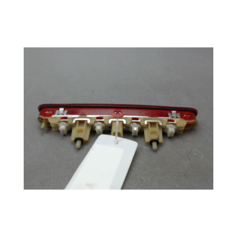 FEUX STOP SUPPLEMENTAIRE PEUGEOT 207 2006-2013