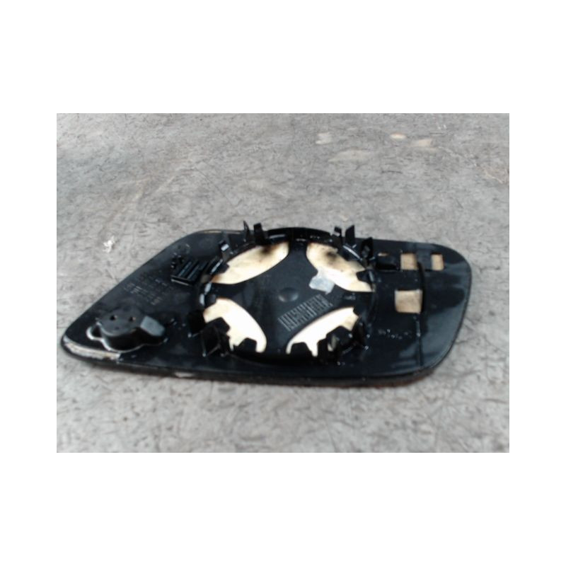 GLACE RETROVISEUR EXT D AUDI A3 2000-2003
