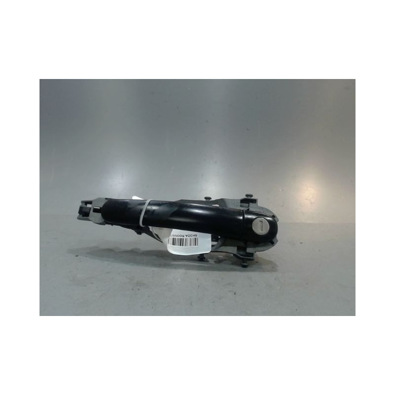 POIGNEE EXTERIEURE PORTE AVANT GAUCHE SKODA ROOMSTER