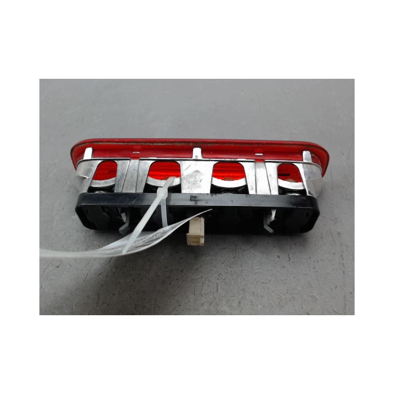FEUX STOP SUPPLEMENTAIRE PEUGEOT BIPPER FG 2008-...