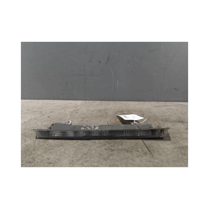 FEUX STOP SUPPLEMENTAIRE CITROEN C4 04-08