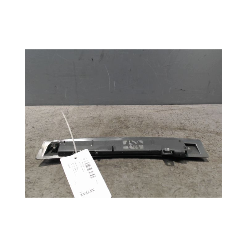 FEUX STOP SUPPLEMENTAIRE CITROEN C4 04-08