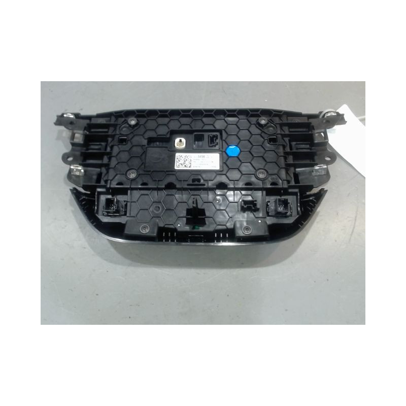 ECRAN GPS OPEL CORSA