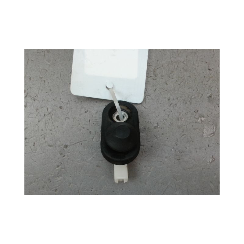CONTACTEUR PORTE ARRIERE GAUCHE PEUGEOT 108