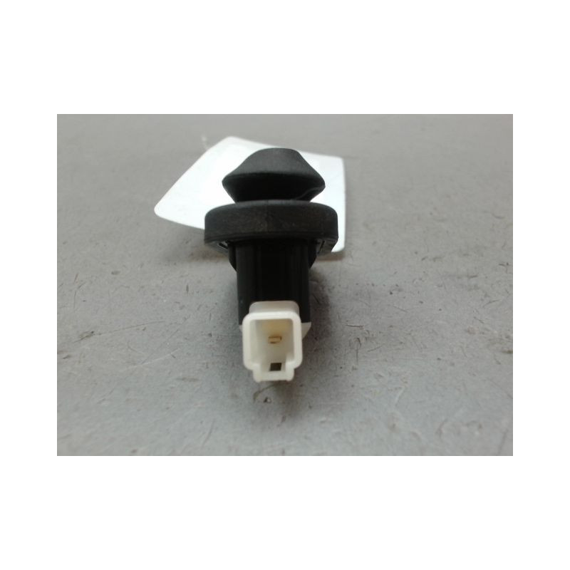 CONTACTEUR PORTE ARRIERE GAUCHE PEUGEOT 108