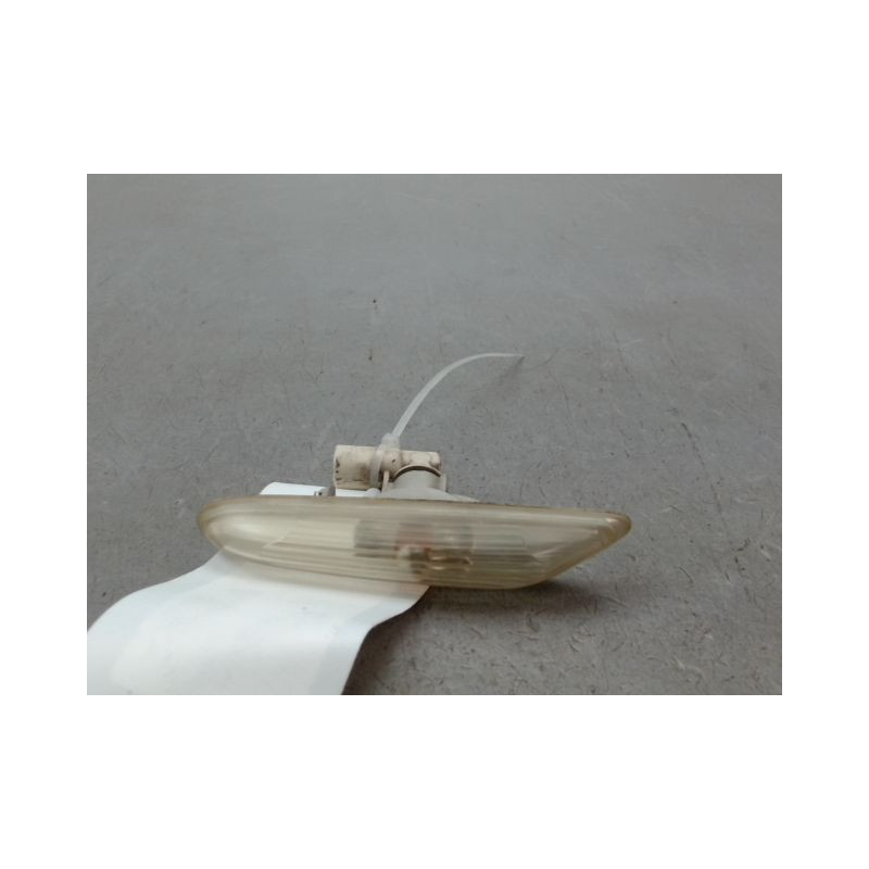 REPETITEUR AILE GAUCHE BMW SERIE 1 I Phase 1 (E87) 2004-2006