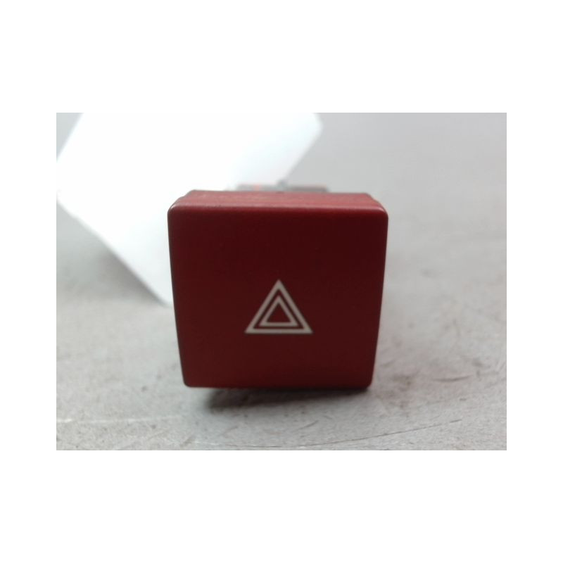 BOUTON DE WARNING PEUGEOT PARTNER FG II Phase 1 (B9) 2008-2012