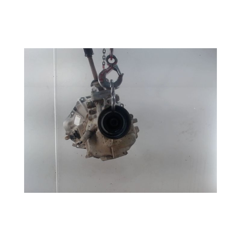 BOITE A VITESSE MECANIQUE TOYOTA HILUX 2.5 D-4D 
