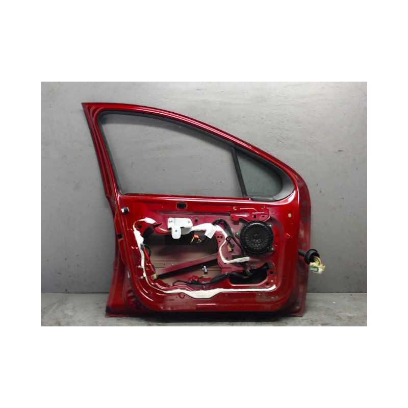 PORTE AVANT GAUCHE PEUGEOT 207