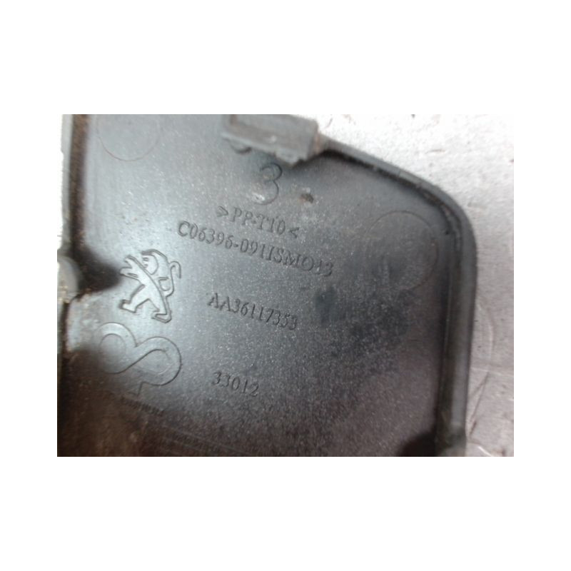 OBTURATEUR COUVRE CROCHET DE BOUCLIER AV PEUGEOT 308 2009-