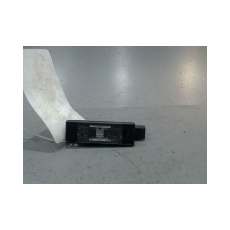 ECLAIREUR PLAQUE DE POLICE DROIT PEUGEOT 508