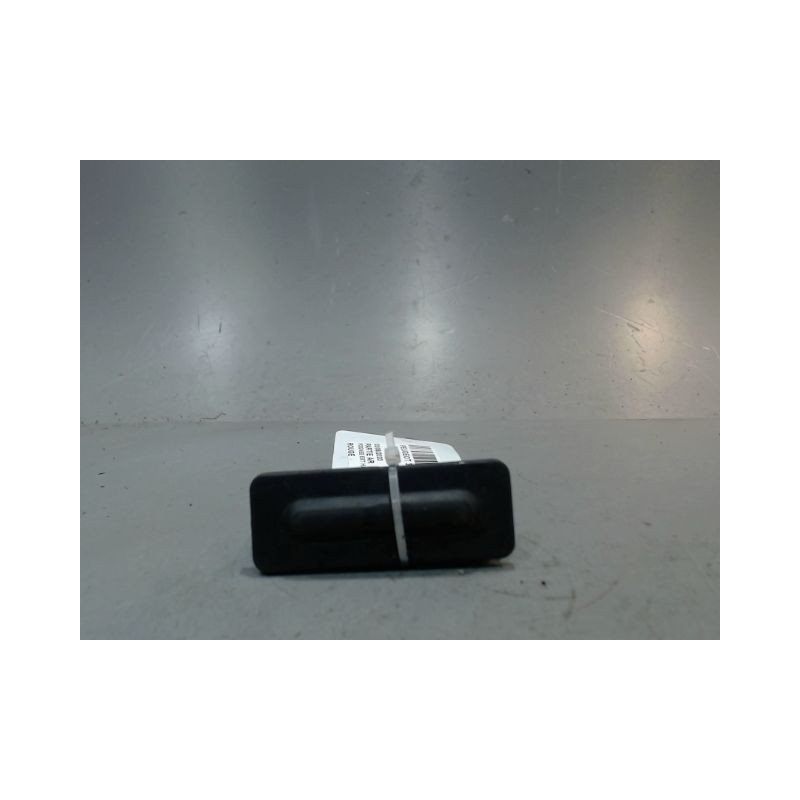 POIGNEE EXTERIEURE HAYON PEUGEOT 3008