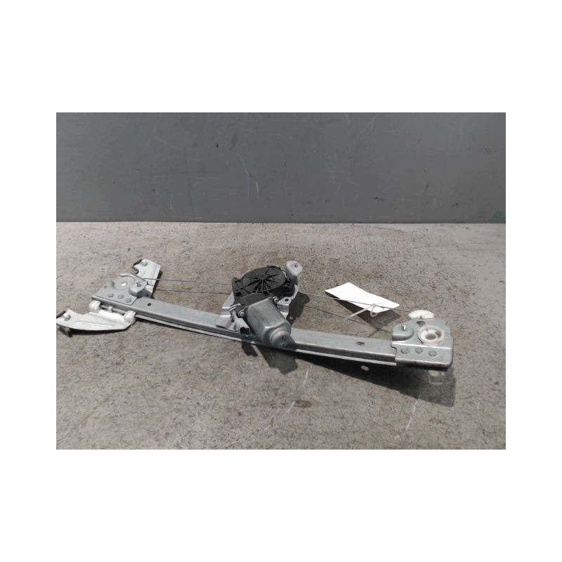 MECANISME+MOTEUR LEVE-GLACE AVANT GAUCHE PEUGEOT 107 5P