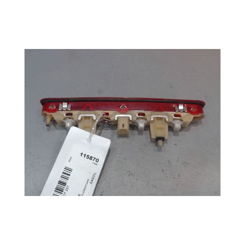 FEUX STOP SUPPLEMENTAIRE PEUGEOT 207