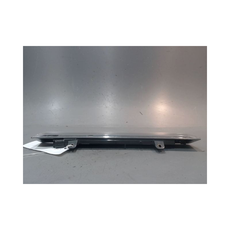 FEUX STOP SUPPLEMENTAIRE OPEL CORSA