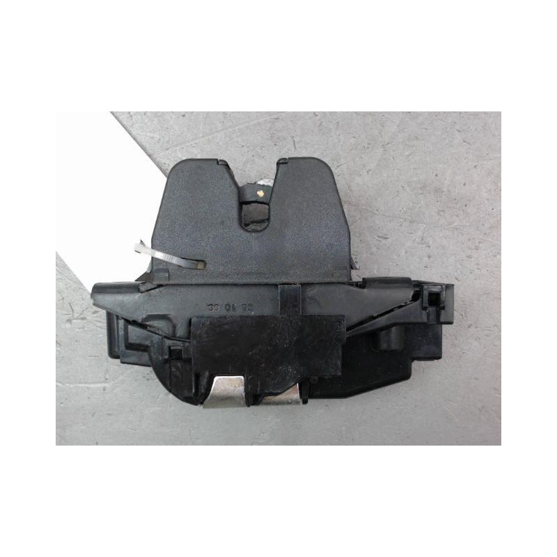 SERRURE HAYON  PEUGEOT 207 2006-2013