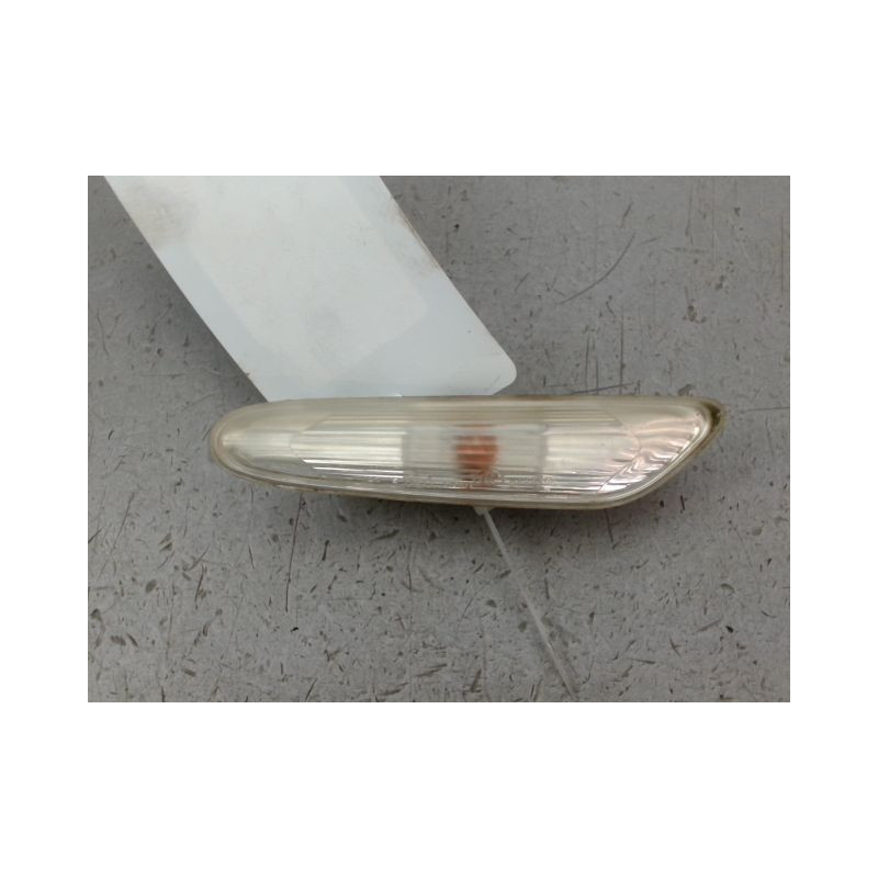 REPETITEUR AILE GAUCHE BMW SERIE 1 I Phase 2 (E87) 2007-2011