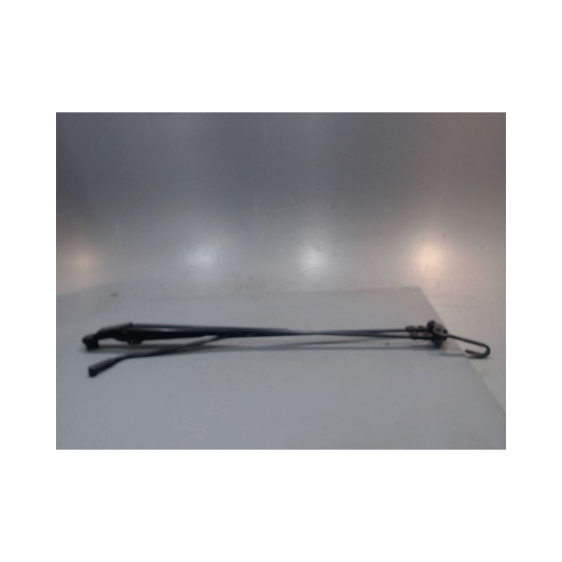 BRAS ESSUIE-GLACE AVANT PEUGEOT 107