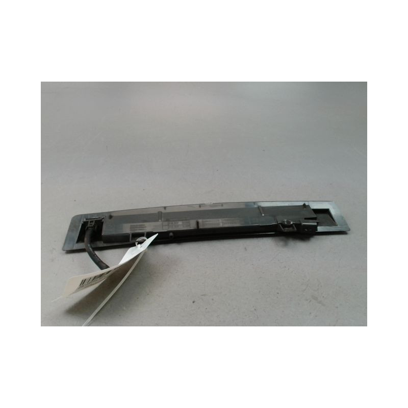 FEUX STOP SUPPLEMENTAIRE PEUGEOT 208 2012-...