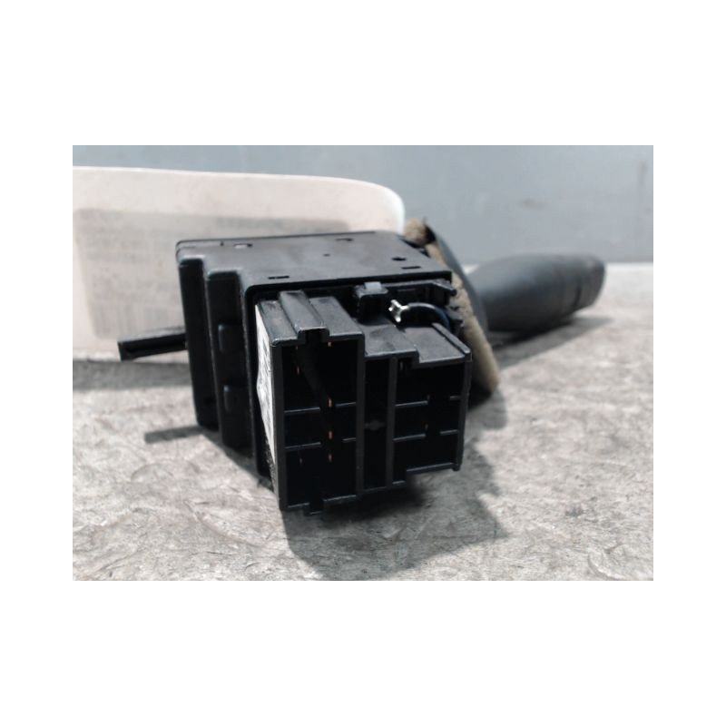 COMMANDE CLIGNOTANT PEUGEOT 106 96-2003