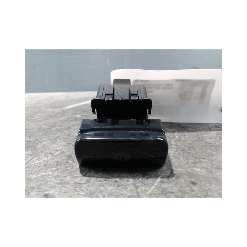 INTERIEUR COMMANDE FREIN A MAIN CITROEN DS4