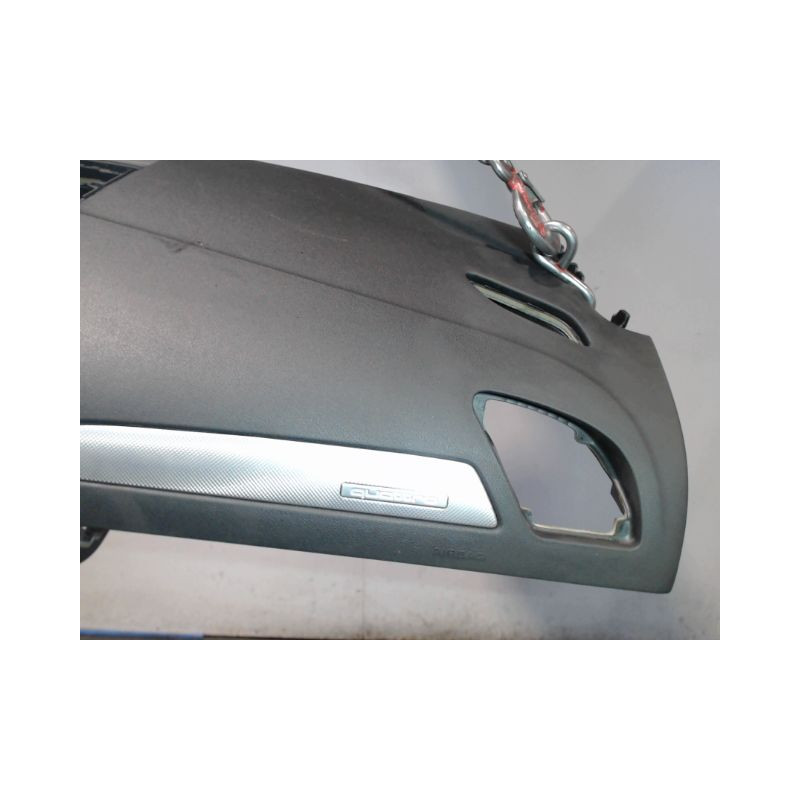 PLANCHE DE BORD  AUDI A4