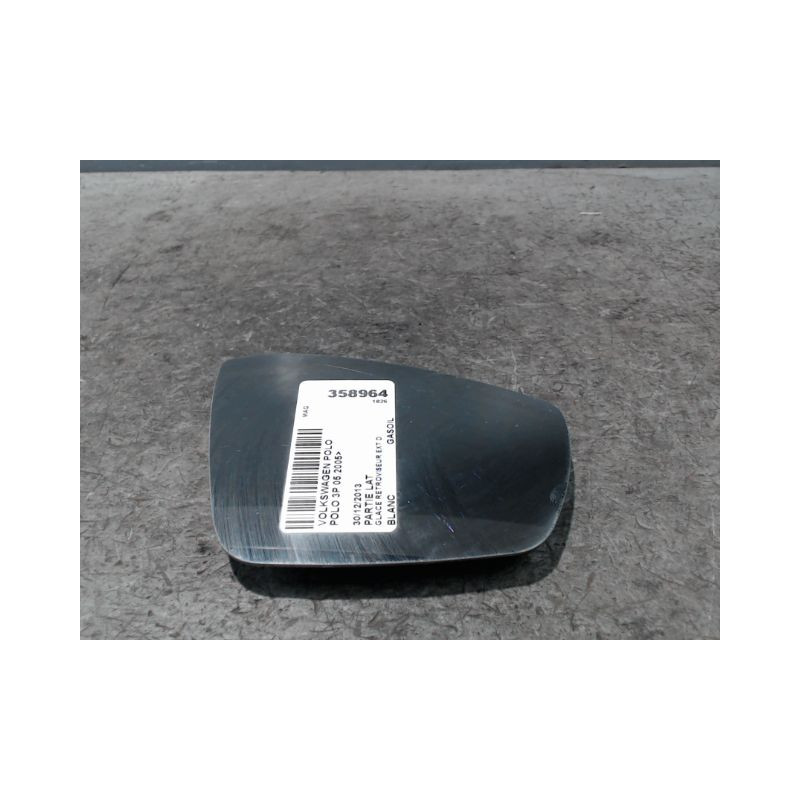 GLACE RETROVISEUR EXT D VOLKSWAGEN POLO 2005-