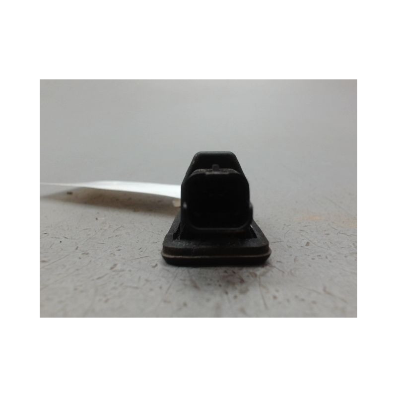 ECLAIREUR PLAQUE DE POLICE GAUCHE PEUGEOT 208 Phase 1 2012-...