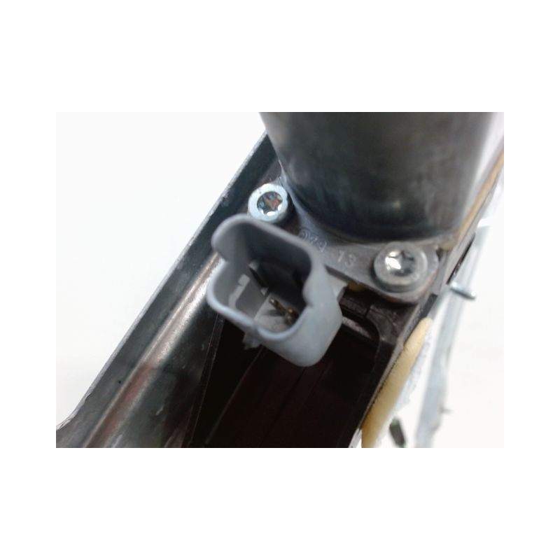 MECANISME+MOTEUR LEVE-GLACE AVANT DROIT PEUGEOT 208 2012-...