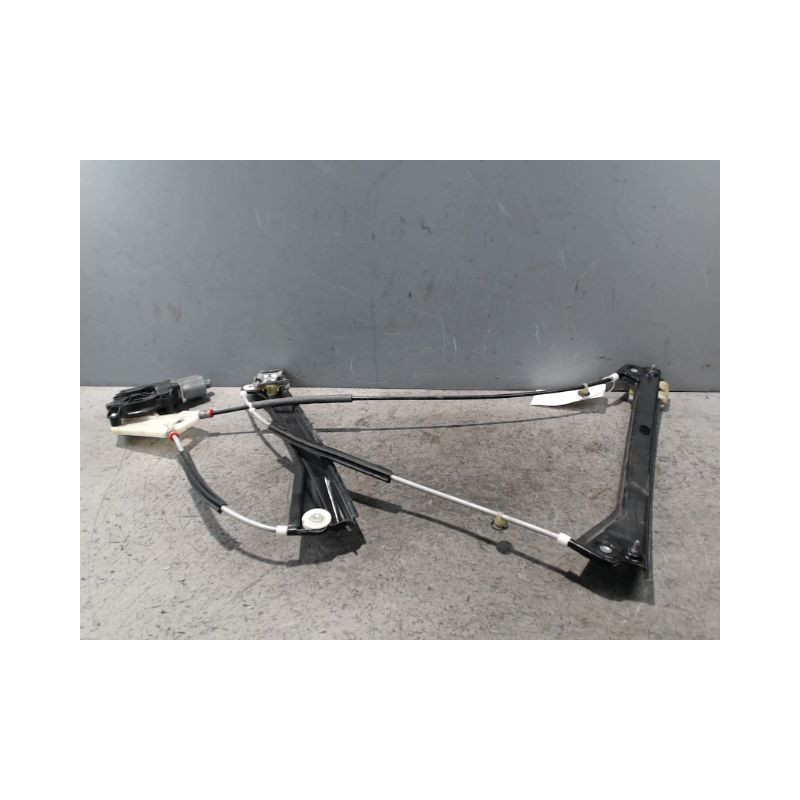 MECANISME+MOTEUR LEVE-GLACE AVANT DROIT VOLKSWAGEN POLO 2005-