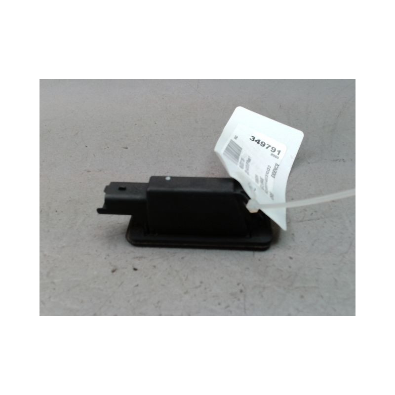 ECLAIREUR PLAQUE DE POLICE DROIT PEUGEOT 208 Phase 1 2012-...