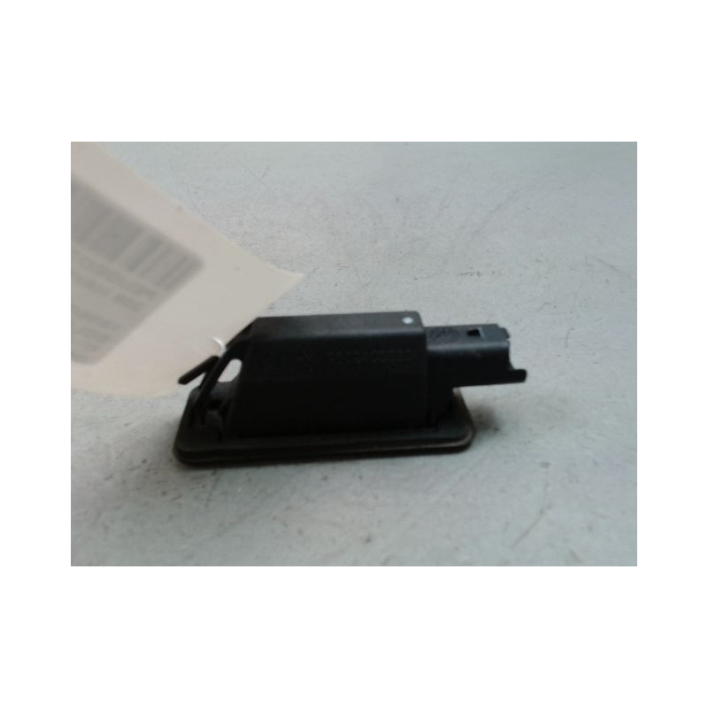 ECLAIREUR PLAQUE DE POLICE GAUCHE PEUGEOT 208 Phase 1 2012-...