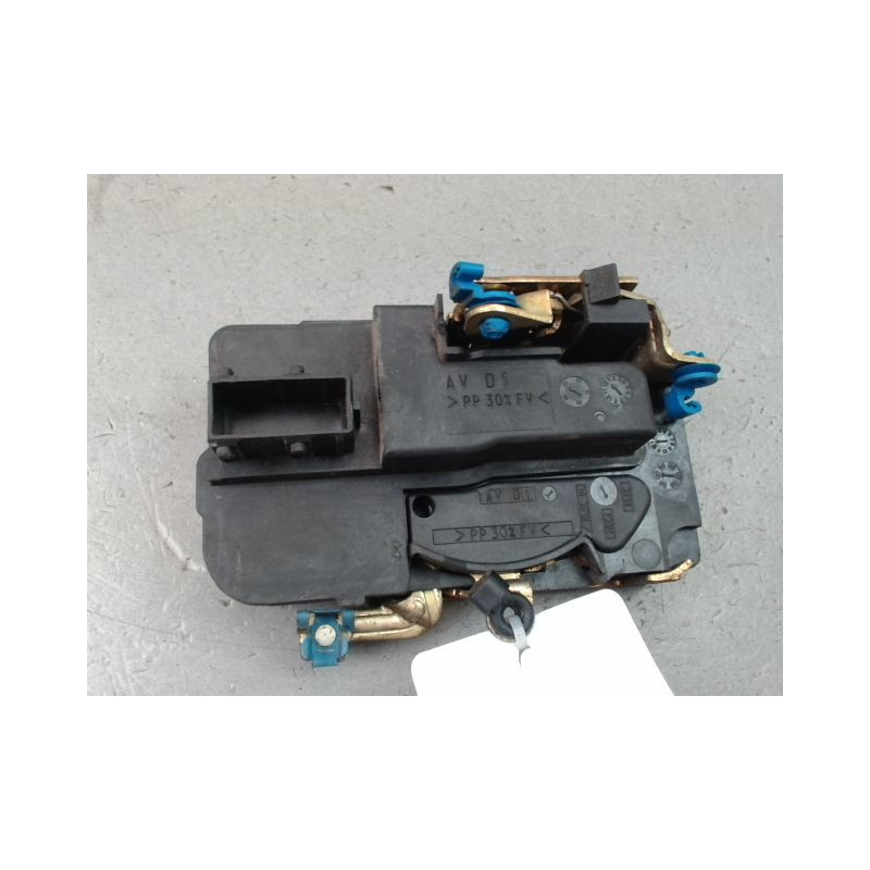 SYSTEME CONDAMNATION AVANT DROIT PEUGEOT PARTNER FG I Phase 1 1996-2002
