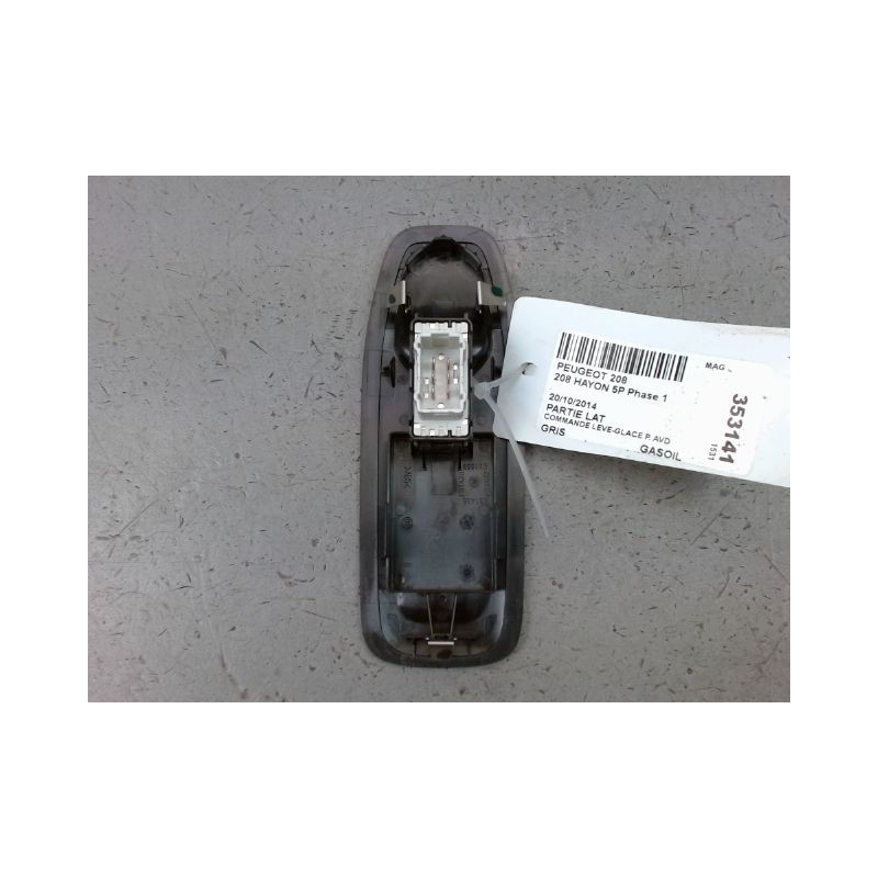 COMMANDE LEVE-GLACE PORTE AVD PEUGEOT 208 Phase 1 2012-...