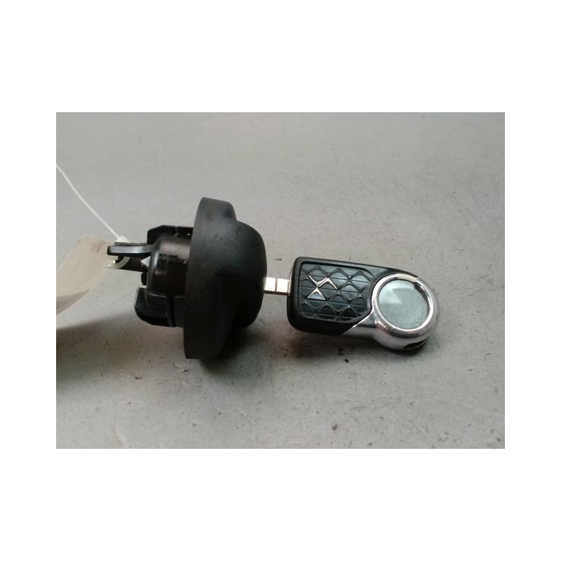 BOUCHON RESERVOIR A CARBURANT CITROEN DS3 Phase 1 (A55) 2009-2014