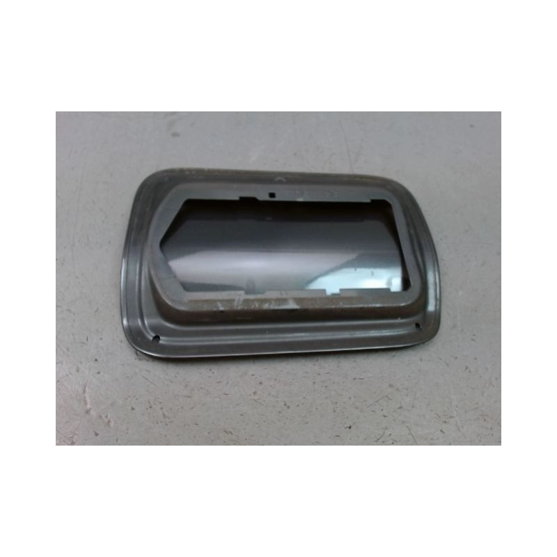 VOLET DE TRAPPE CARBURANT BMW X1