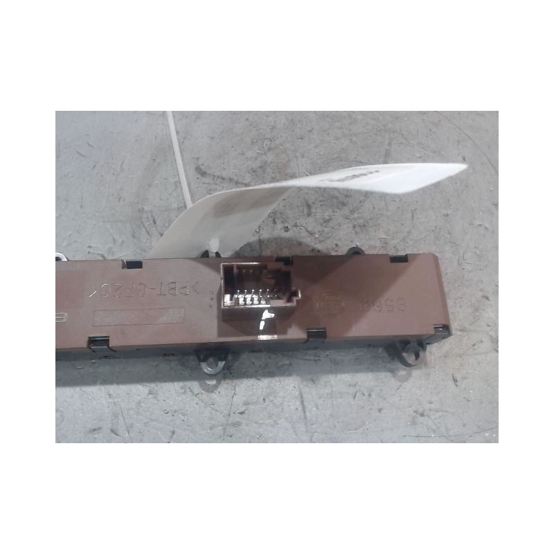 BOUTON DE WARNING PEUGEOT BOXER