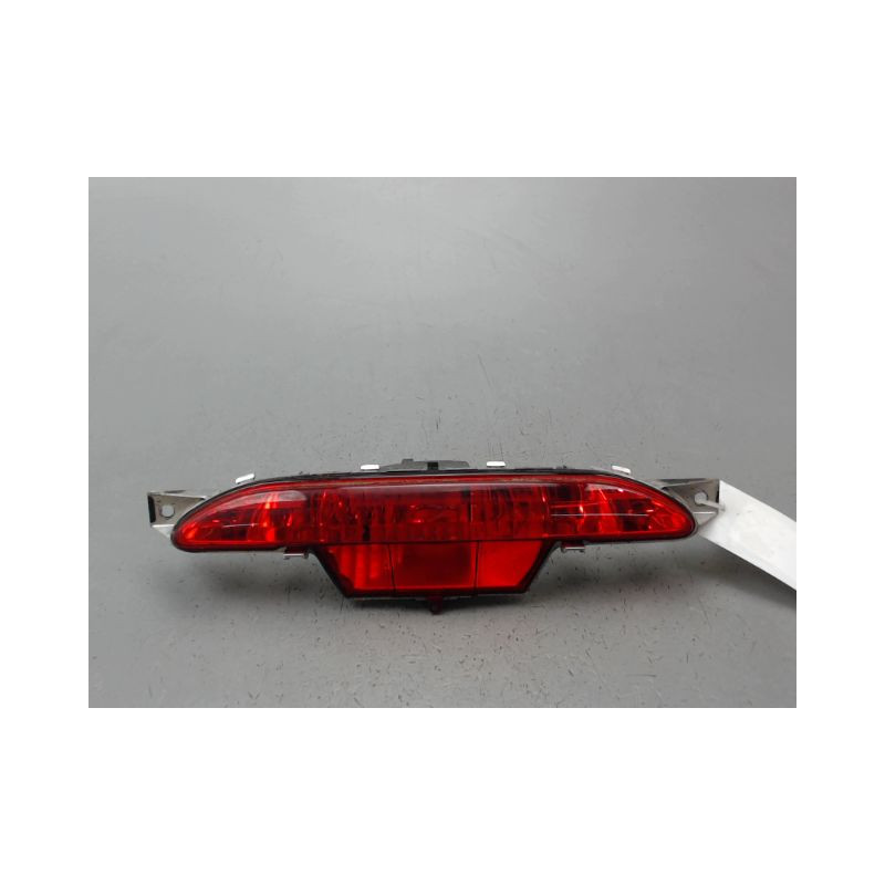 FEU BROUILLARD CENTRAL ARRIERE PEUGEOT 208 Phase 1 2012-...