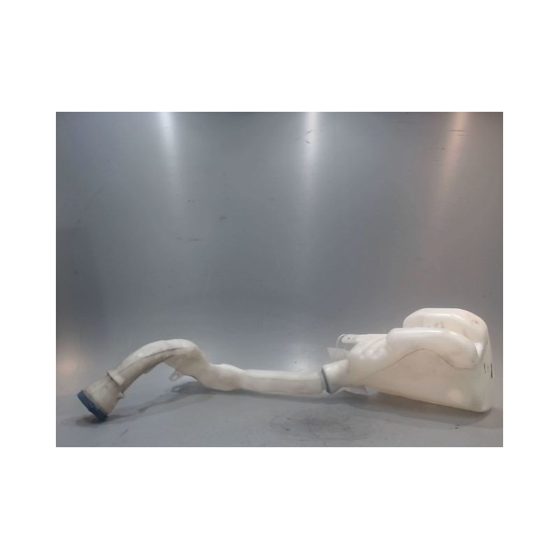 RESERVOIR LAVE-GLACE AVANT PEUGEOT 207